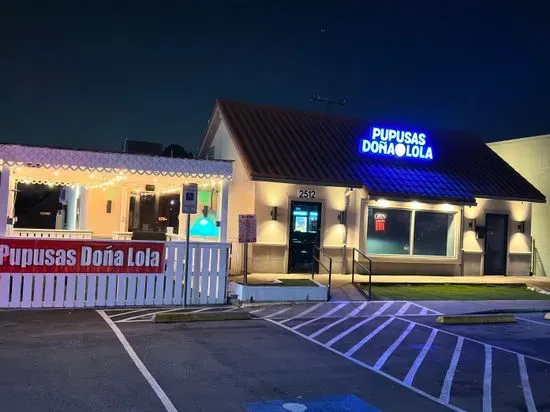 Pupusas Doña Lola