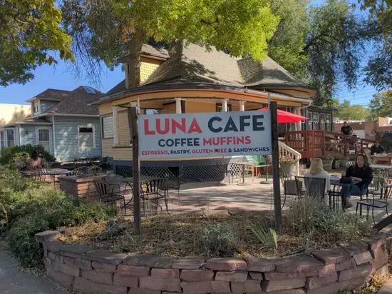 Luna Café