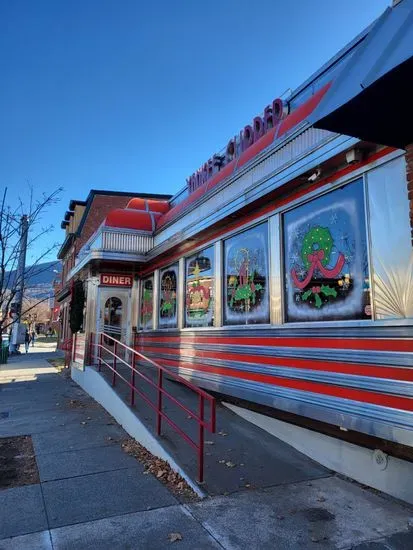 Yankee Clipper Diner