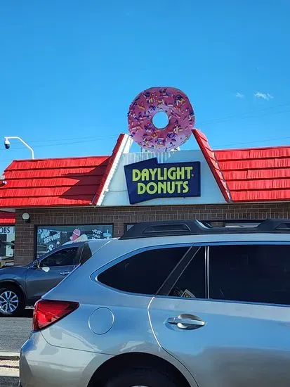 Daylight Donuts