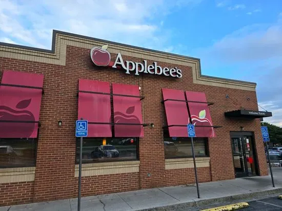 Applebee's Grill + Bar