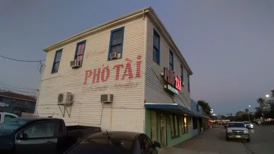 Pho Tai