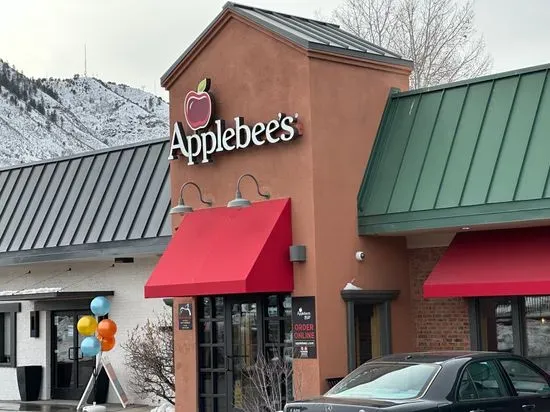 Applebee's Grill + Bar