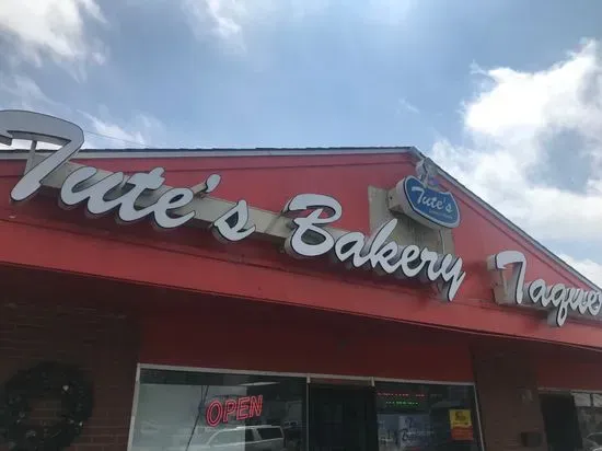 Tute's Bakery and Taqueria