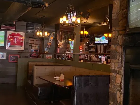 The CrossRoads Bar & Grill