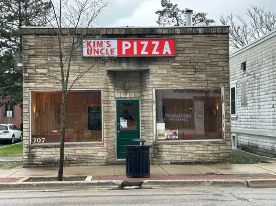 Kim's Uncle Pizza