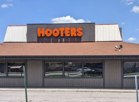 Hooters