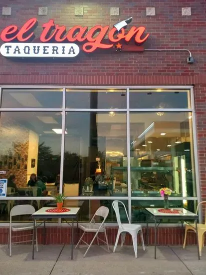 EL TRAGON TAQUERIA