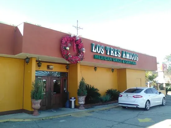 Los Tres Amigos Mexican Grill