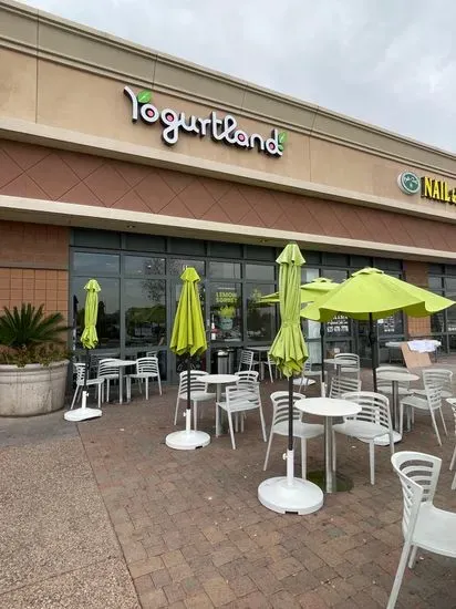 Yogurtland Avondale