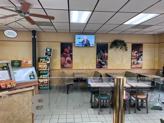 Subway Restaurants