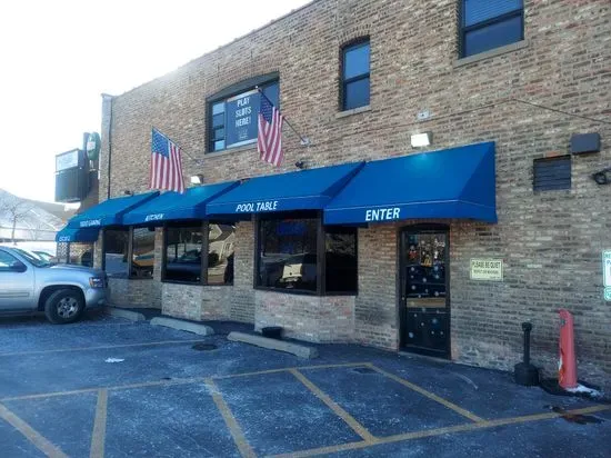 The Heights Bar & Grill