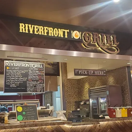 Riverfront Grill Restaurant at Horseshoe St. Louis