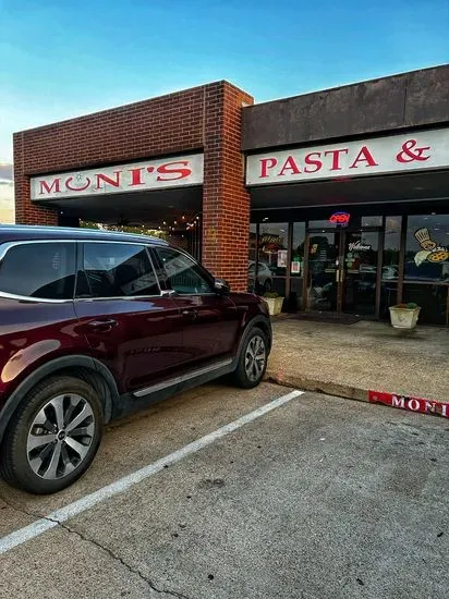 Moni's Pasta & Pizza - Arlington