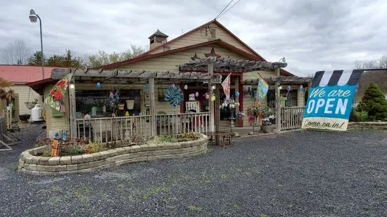 Apple Barrel Store + Cafe