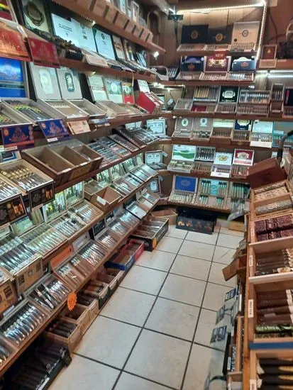 Havana Rey's Cigar Shop & Lounge