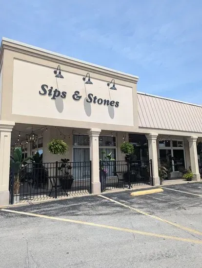 Sips & Stones Lounge and Eatery