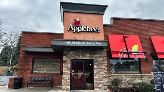 Applebee's Grill + Bar