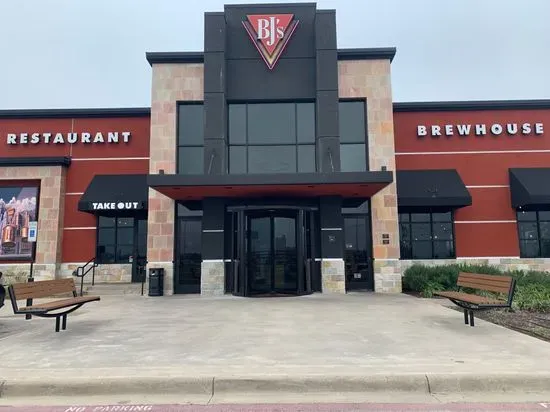 BJ's Restaurant & Brewhouse