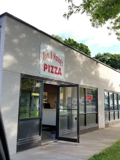 Tom & Nancy's Pizza