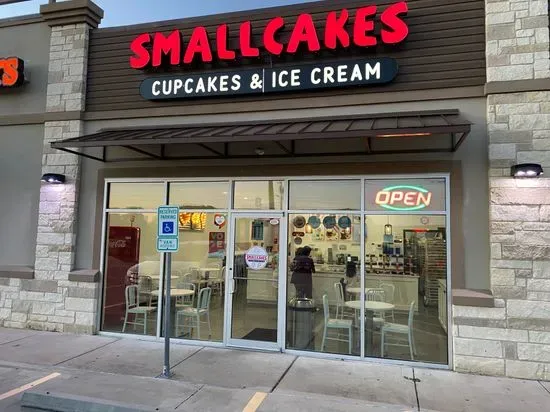 Smallcakes Cupcakes & Ice Cream