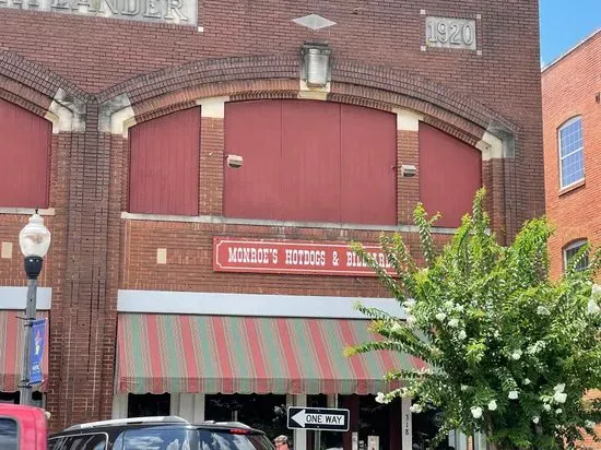 Monroe's Hotdogs & Billiards