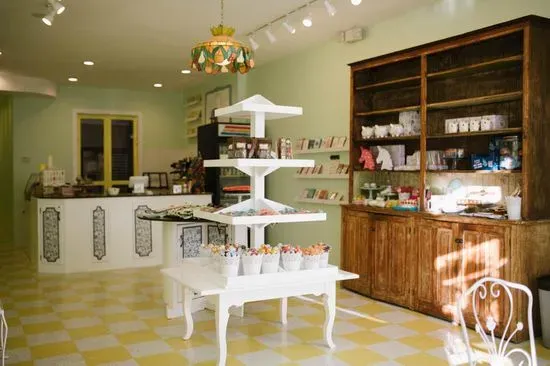 Lulabelle's Sweet Shop