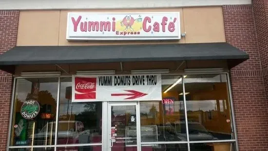 Yummi Café Express, LLC