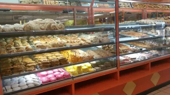 Lecaroz Bakery