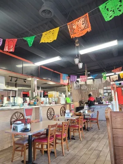 El Sauz Taqueria