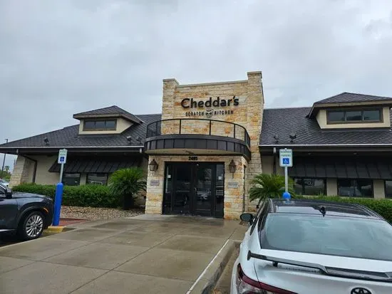 Cheddar's Scratch Kitchen