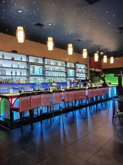 Kabuto Japanese Steakhouse and Sushi Bar