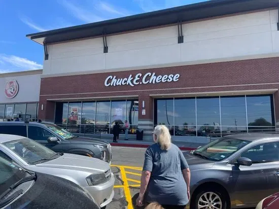 Chuck E. Cheese