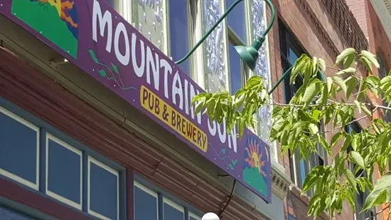 Mountain Sun Pub & Brewery