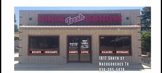 Nini's Fresh donuts