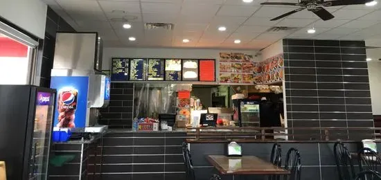 Yang's Deli