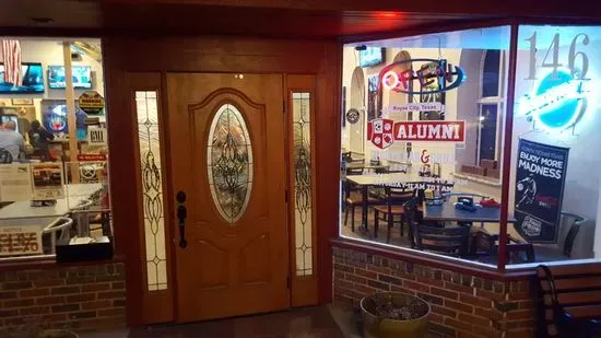 Alumni Sports Bar & Grill