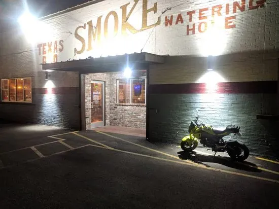 SMOKE:Texas BBQ & Watering Hole