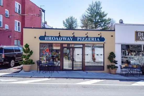 Broadway Pizzeria of White Plains