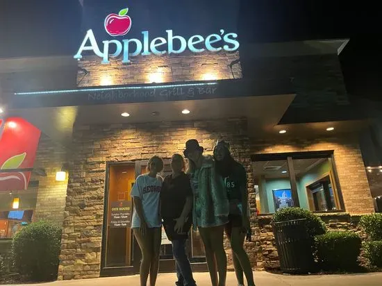 Applebee's Grill + Bar