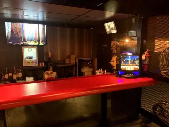 Milo's Bar