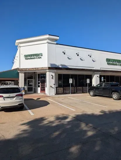 Snuffer's Restaurant & Bar