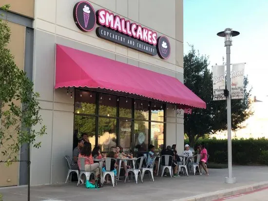 Smallcakes Pearland Towncenter