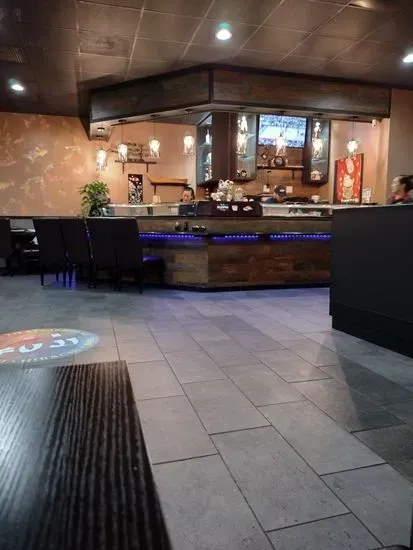 Fuji Japanese Steakhouse & Sushi Bar