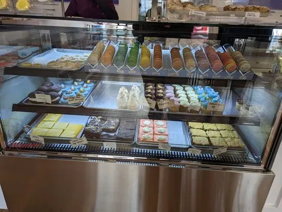 Sweetness and Honey Bakery