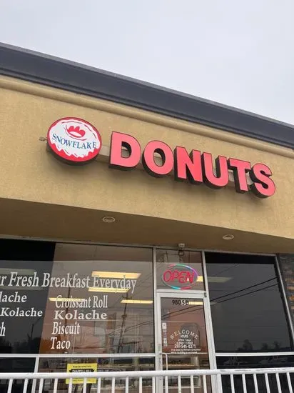 Snowflake Donuts