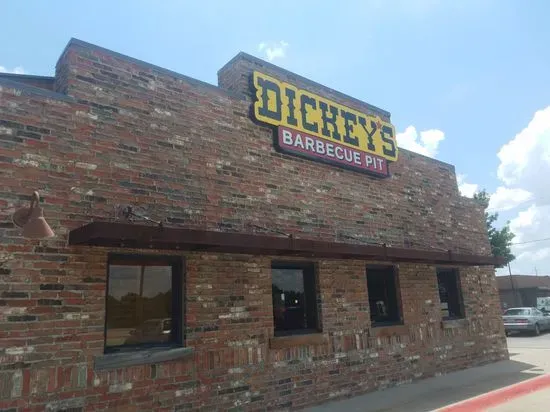 Dickey's Barbecue Pit