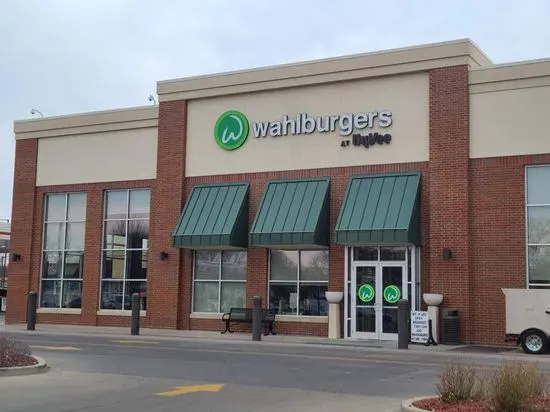 Wahlburgers @ Hy-Vee