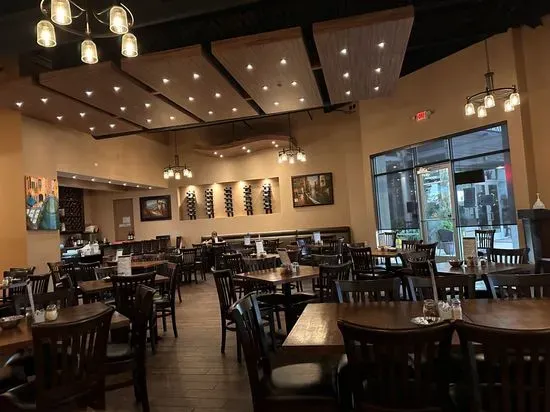 Gianni's Italian Bistro