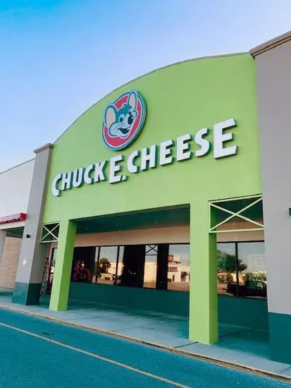 Chuck E. Cheese